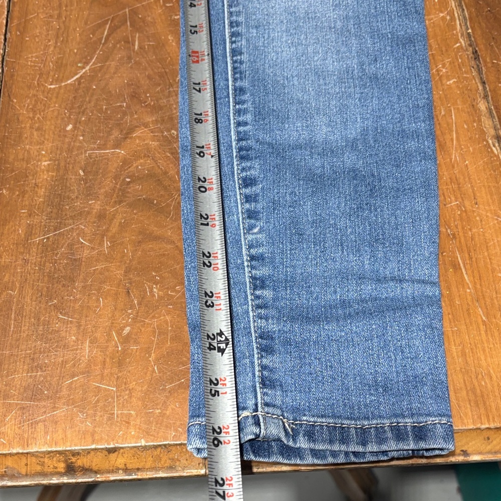 1822 Denim Women's Skinny Jeans in Light Blue - Picture 6 of 10